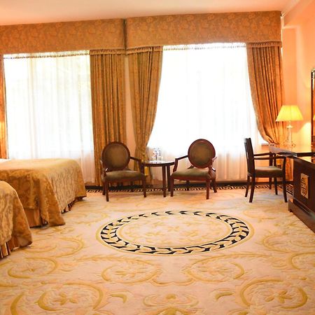 Hotel Royal Florence تشيسيناو المظهر الخارجي الصورة