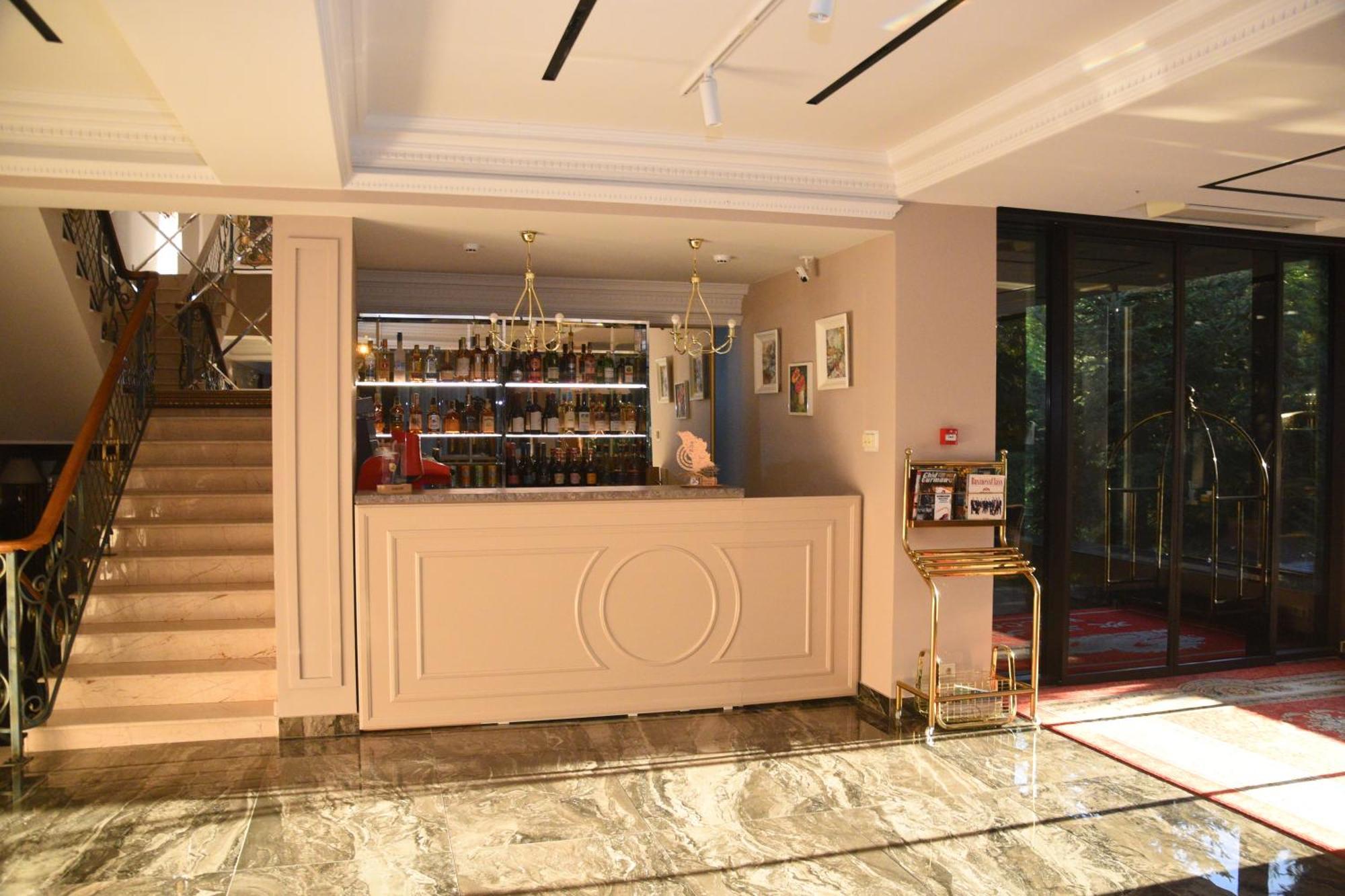 Hotel Royal Florence تشيسيناو المظهر الخارجي الصورة